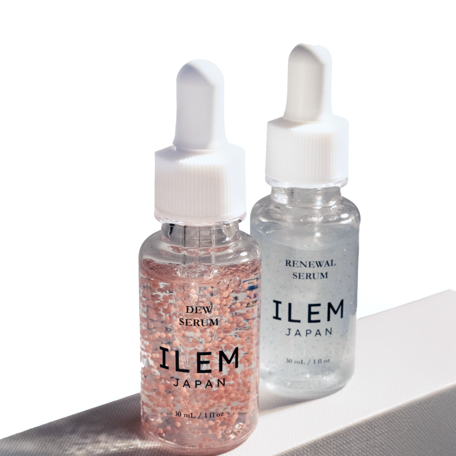 capsule technology face serum with modern skincare from ILEM JAPAN 