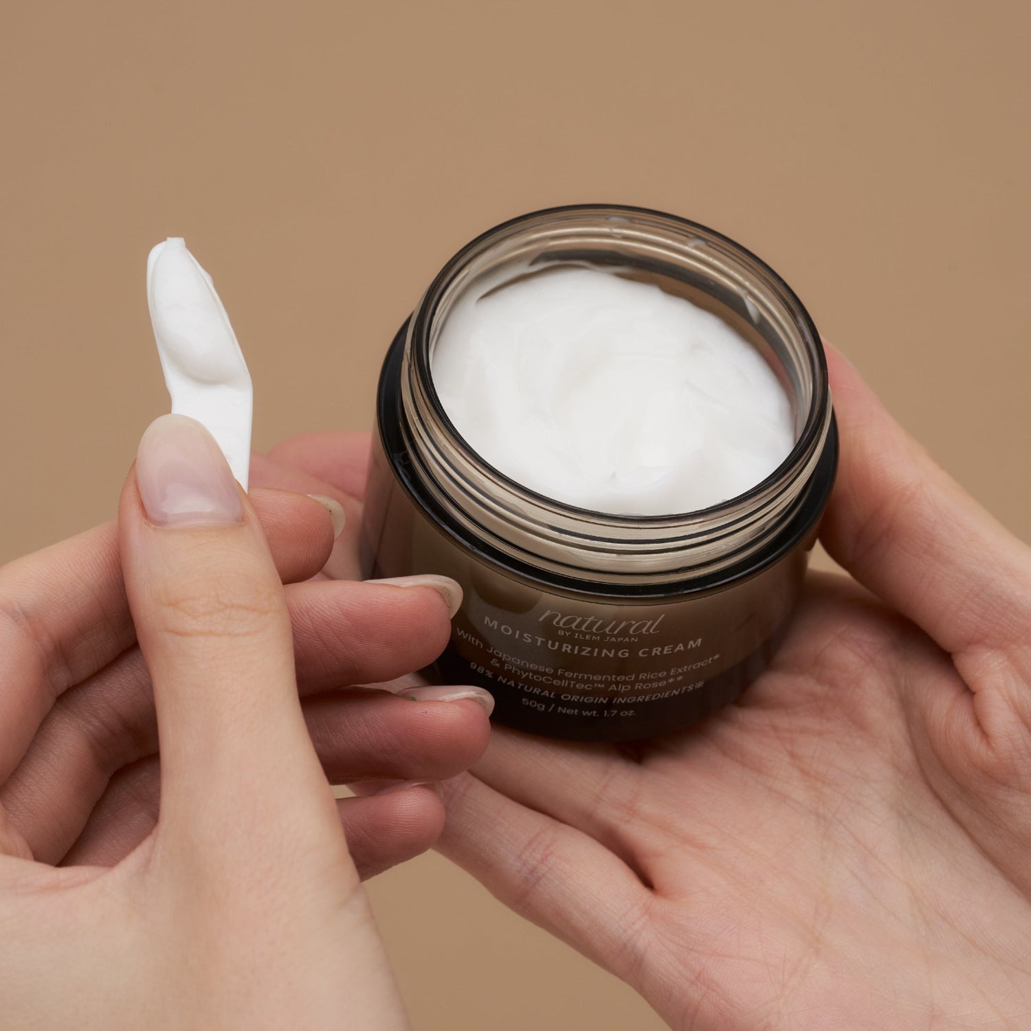 moisturizer cream for face from ILEM JAPAN